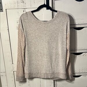 Gray and Tan Long Sleeve Sweater